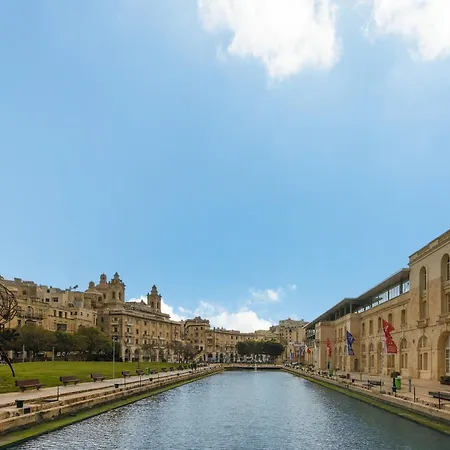 Magnificent Sea View Penthouse - Happy Apartment *