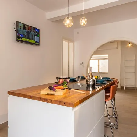Apartment Magnificent Sea View Penthouse - Happy