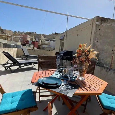 Magnificent Sea View Penthouse - Happy Apartment *
