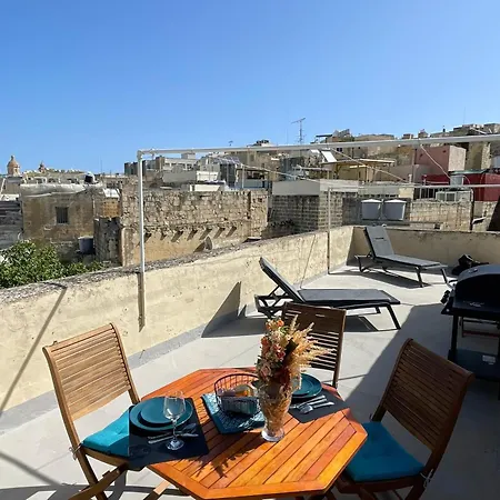 Magnificent Sea View Penthouse - Happy